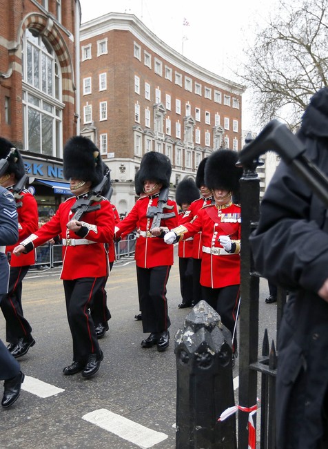 pohreb tatcher sprievod