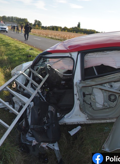Autá skončili totálne zdemolované, zomrel mladý vodič.