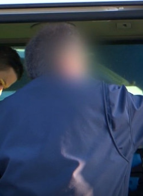 Polícia rieši kurióznu zrážku autobusu s autom. Jeden z vodičov ale nebol triezvy