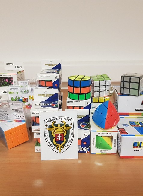 "fejky" Rubikovej kocky