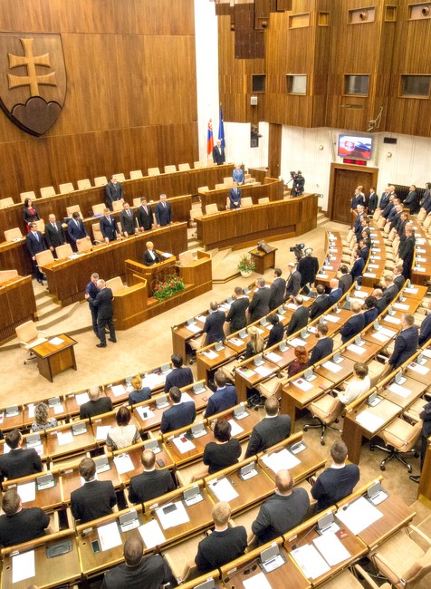 parlament NR SR celok balkón