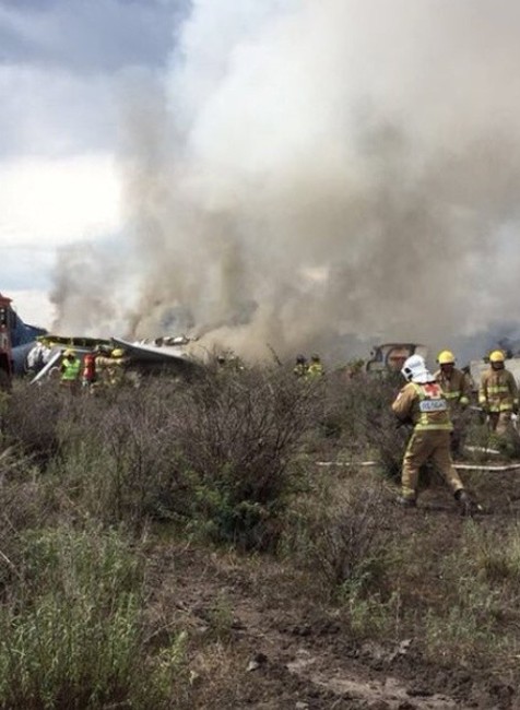 V Mexiku padlo lietadlo. Všetci pasažieri prežili 
