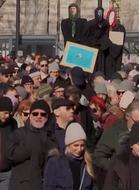 madarsko sudcovia protest 1