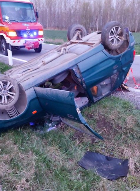 TRAGICKÁ DOPRAVNÁ NEHODA MEDZI OKOČOM A TOPOĽNÍKMI