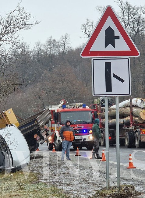 317727783_1260115304768348_287349687036059203_n