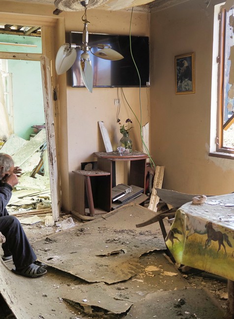 Ruiny domov počas konfliktu o Náhorný Karabach