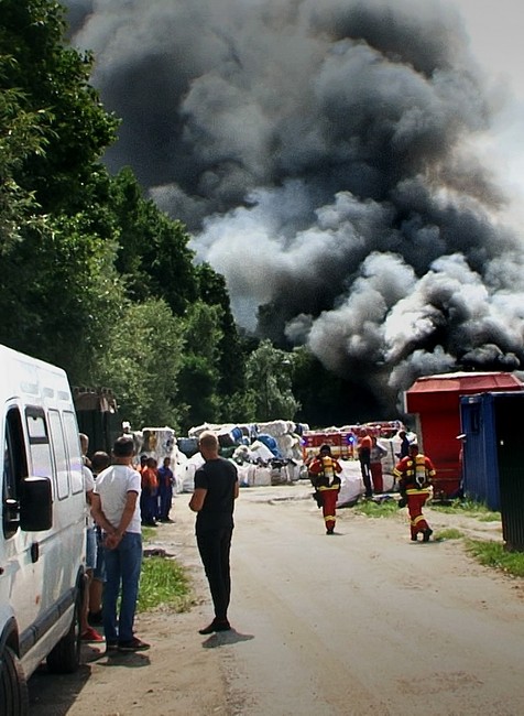 Požiar, zberný dvor, 11.8.2016