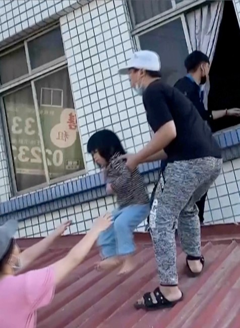 Taiwan_Earthquake219145031883