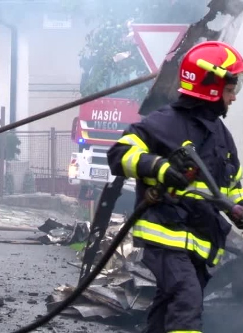 [multi] požiar rodinného domu 7270