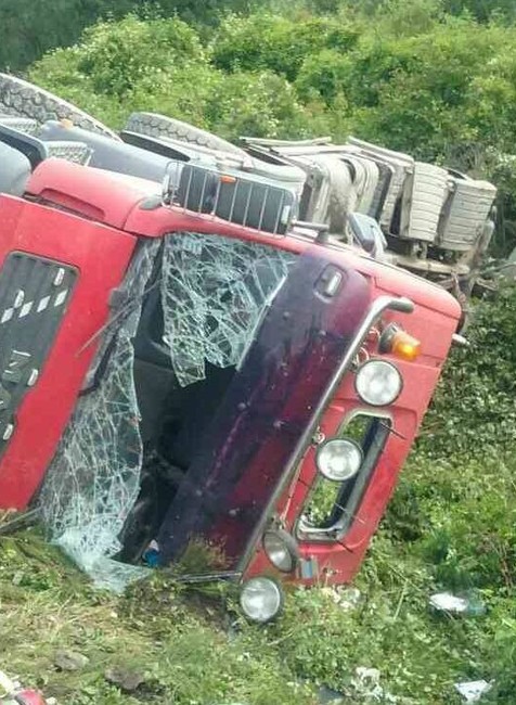 Nehoda vlak nákladiak