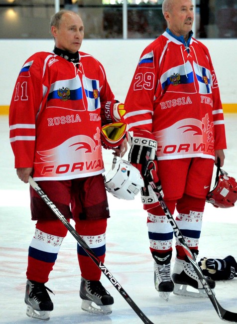 Putin pád ľad hokej