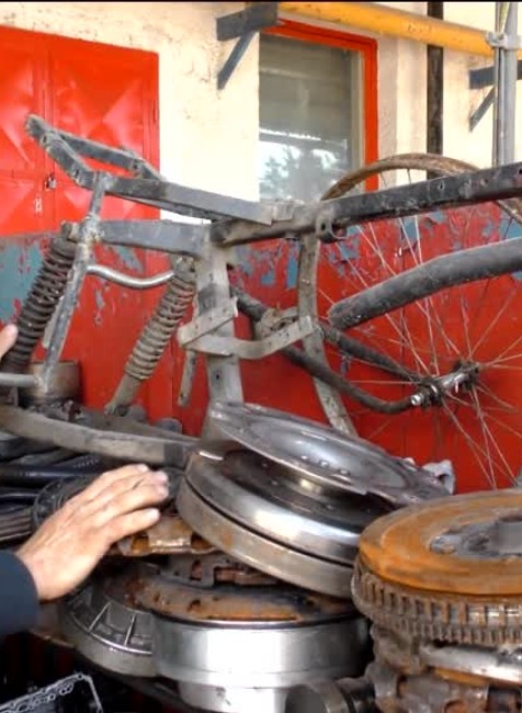 [multi] Pašovaná motorka 1250