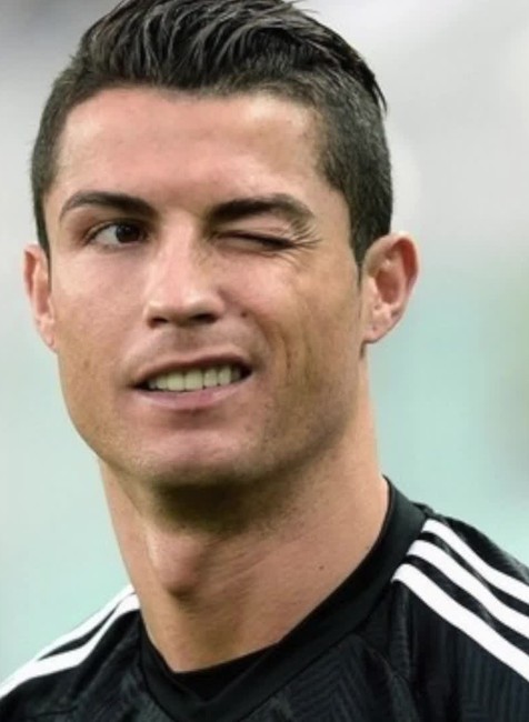 Ronaldo odtajil svoj astronomický plat. Suma vám vyrazí dych4270