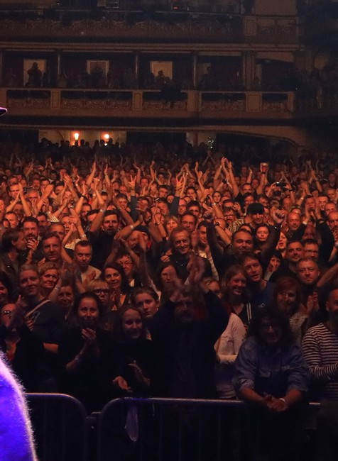 Kiska v Prahe na koncerte