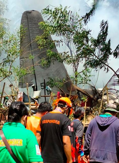 Tragédia na Filipínach: Zrútilo sa vojenské lietadlo