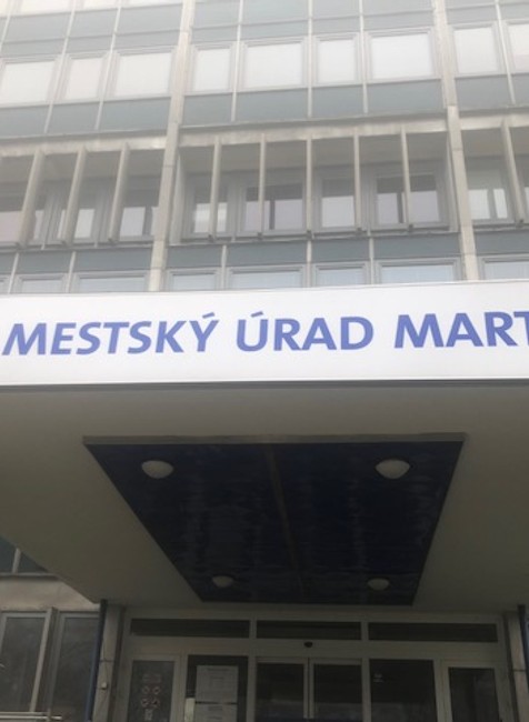 V Martine vypukol požiar skládky uhlia. Viditeľnosť v okolí je takmer nulová