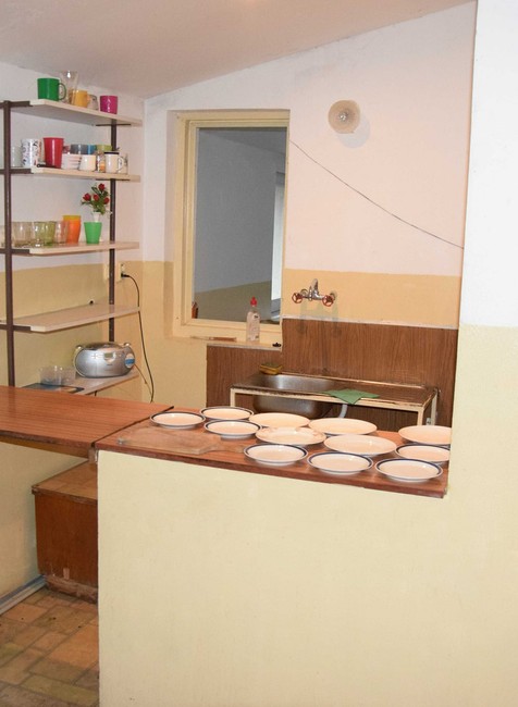 Hyenizmus v jednom z domovoch sociálnych služieb.