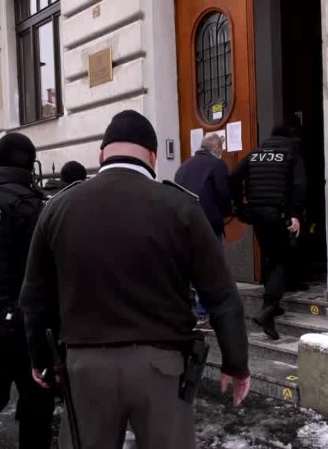 [multi] Kičura žiadosť o prepustenie príchod 1467