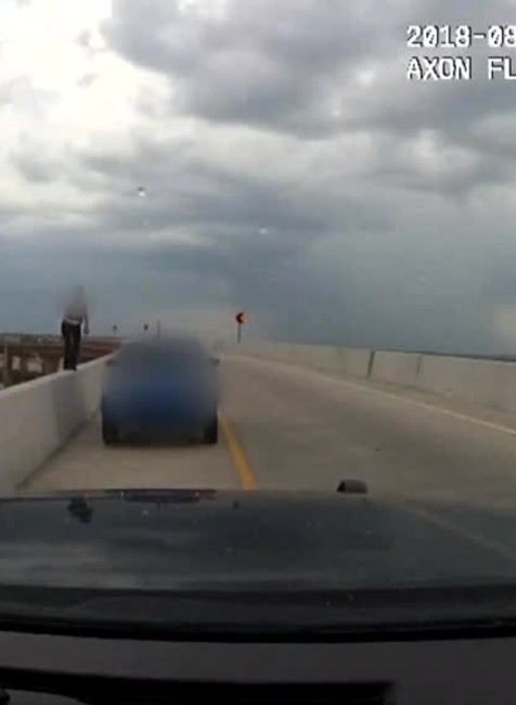 KN Skok z mosta USA4920