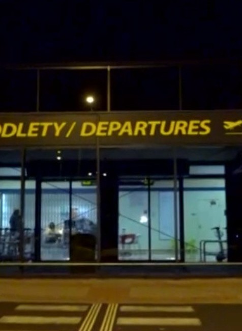 Ľuďom zrušili dovolenku 