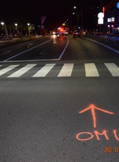 Nehoda, pri ktorej sa vážne zranil chodec