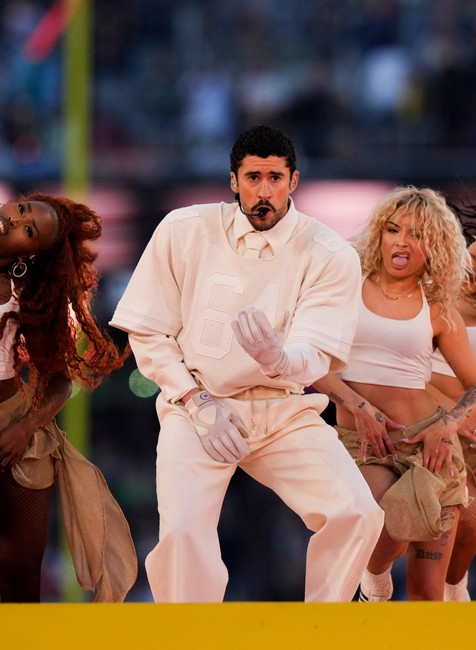 Super_Bowl_Football_38911