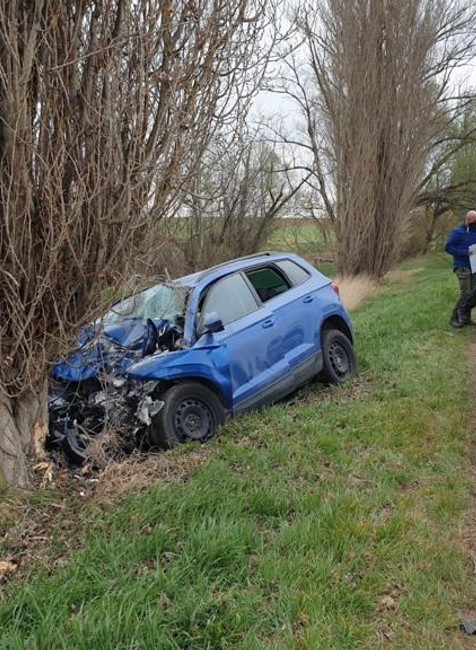 Tragická nehoda v Trnavskom kraji, vodič bol na mieste mŕtvy 