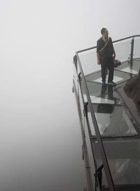 Sklenený most v Číne