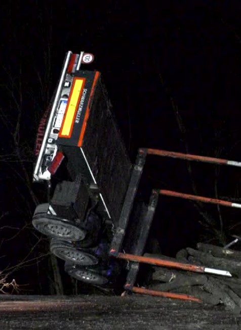 [multi] prevrateny kamion 508