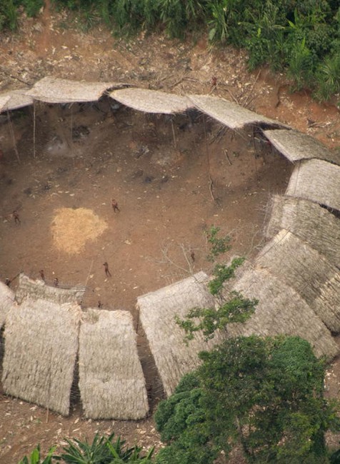 Domorodý indiánsky kmeň Yanomamiovia6.jpg