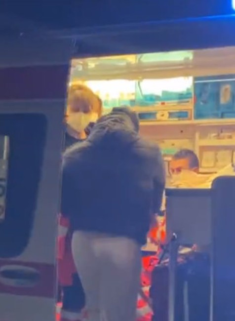 Nekontrolovaný pád z bicykla stál muža život.