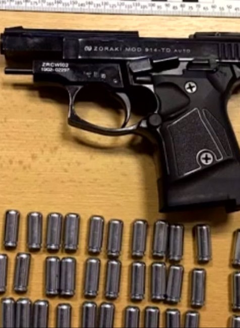 Streľba na opekačke.