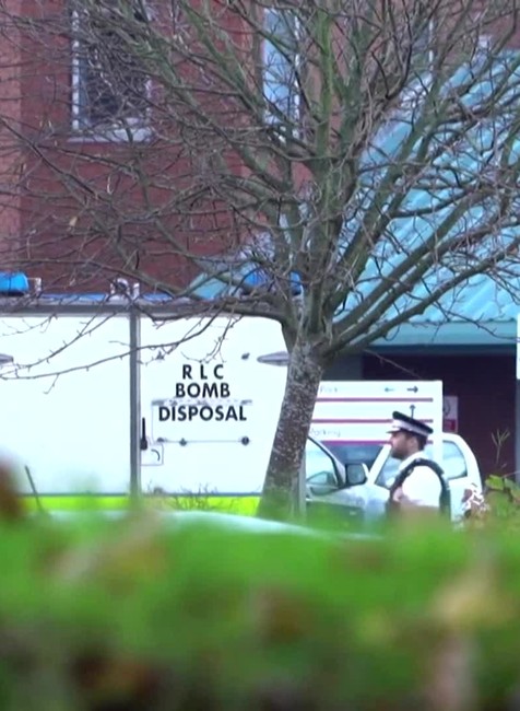 [multi] Duchaplný taxikár zabránil obrovskej tragédii, zamkol muža s výbušninami vo svojom vozidle 334