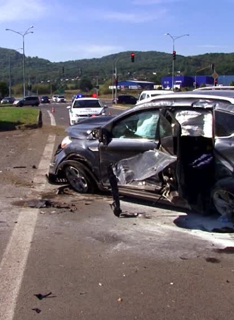 Nehoda, ušiel šofér53