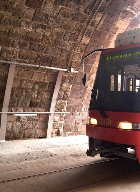 znovuotvorenie tunela električka 2