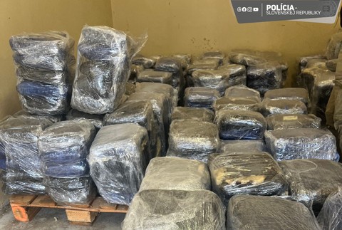 Zásielka pervitínu