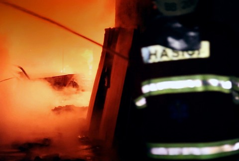 Ľubietová požiar hasiči oheň horela dielňa2