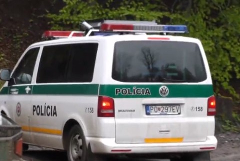 Zrušenie pohrebu migranta.