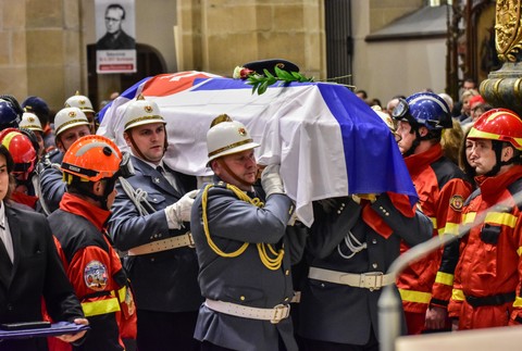 hasiči posledná rozlúčka havarovaný vrtuľník Prešov 13