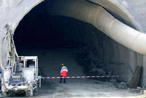 Šibenik nehoda robotník mŕtvy tunel 2