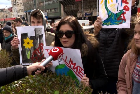 Ekologické záškoláctvo. Mladí vyšli do ulíc za boj proti klimatickým zmenám