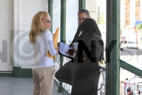 Karol Mello Belize zatýkanie