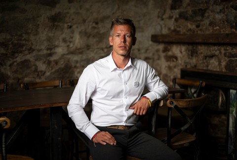Hungary_Election_Peter_Magyar251242