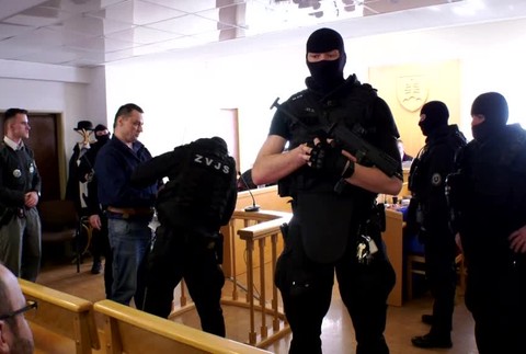 Proces s mafiánskym bosom pokračuje. Vražda Szymaneka sa opäť dostala na stôl súdu