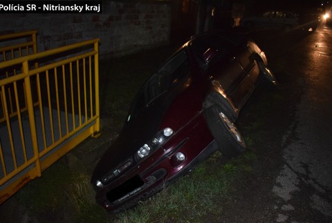 Dopravná nehoda pri Leviciach