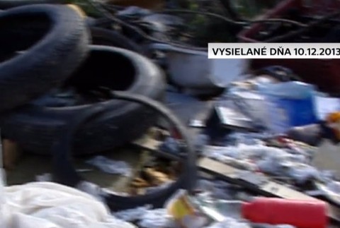 Železničnú trať smerom do Bratislavy pred rokmi obsypali odpadom. TV JOJ sa na čiernu skládku pozrela aj teraz