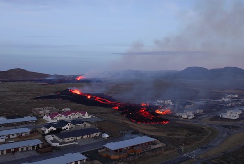 [multi] Grindavík erupcia sopka láva január 2024 5495
