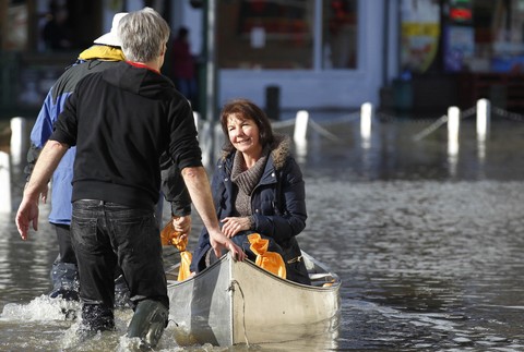 Povodne Anglicko 10.2.2014 Temža foto2
