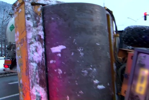 [multi] N12 VSTUP Vysypaný valec 7670