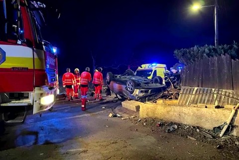 [multi] auto vo dvore 5866